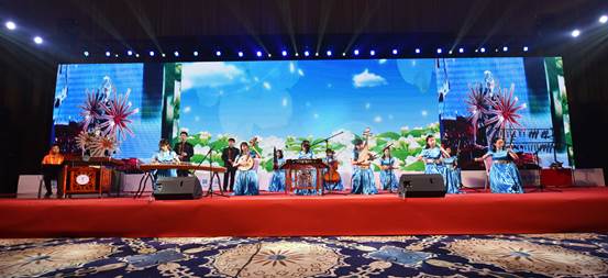 说明: C:\Users\Administrator\Desktop\音乐机器人新闻稿-亚洲色吧
\音乐机器人1.jpeg