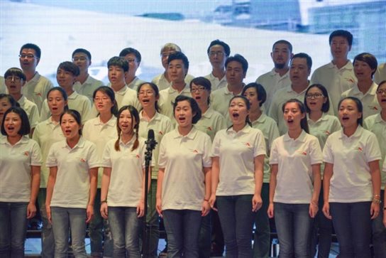 C:\Users\Lenovo\Desktop\亚洲色吧
大合唱\亚洲色吧
大合唱\yy06.jpg