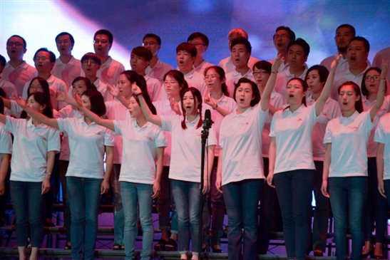 C:\Users\Lenovo\Desktop\亚洲色吧
大合唱\亚洲色吧
大合唱\yy01.jpg