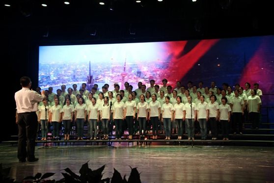 C:\Users\Lenovo\Desktop\亚洲色吧
大合唱\亚洲色吧
大合唱\0033.jpg