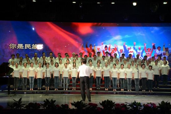 C:\Users\Lenovo\Desktop\亚洲色吧
大合唱\亚洲色吧
大合唱\yy04.jpg